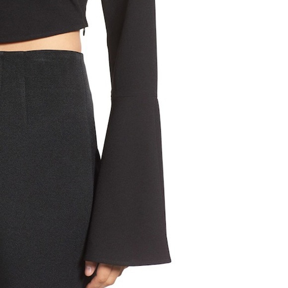 Kendall & Kylie Black Bell Sleeve Crop Tank Top S - Picture 4 of 6